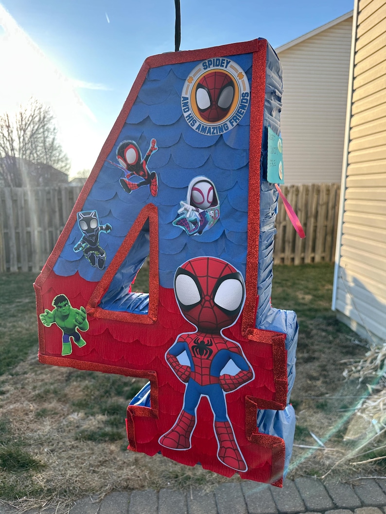 Spiderman Pinata Number - Personalized Number Piñatas afbeelding 1