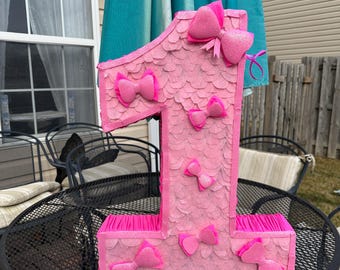 Pinata à chiffres personnalisée avec nœud : pinatas à chiffres pour fille