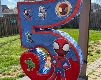 Pinata numérique Spidey faite main - Pinatas numériques personnalisées