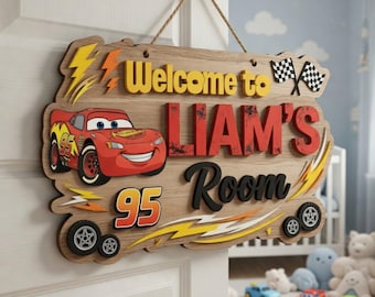 Letrero de Rayo McQueen de Cars, decoración personalizada de habitación Disney, letrero para habitación de niño, regalo de madera, colgador de puerta de madera, nombre personalizado, arte en madera