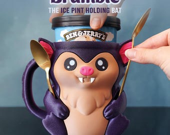 Bramble the Bat Ice Pint Holder