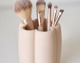 Cute Flower Makeup Brush Holder, Minimalist 3D Printed Pen Cup, Desk Organizer, Aesthetic Vanity Organizer, Unique Gift for Her