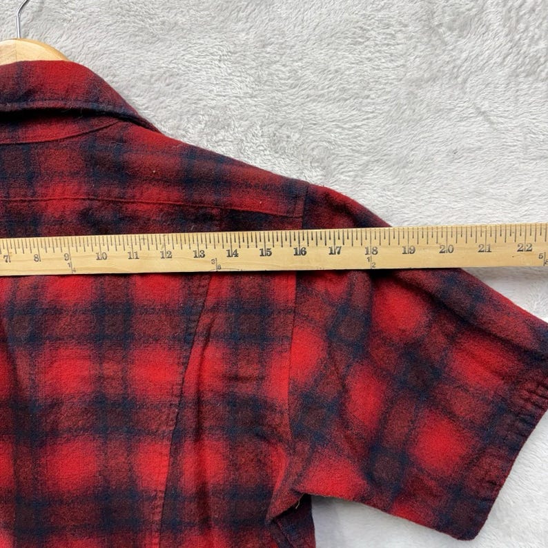 Vintage Pendleton Shadow Plaid Flannel Size M Short Sleeve Wool Board Shirt image 4
