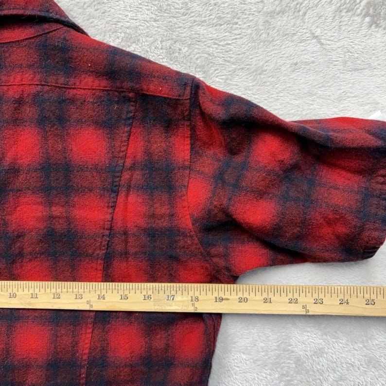 Vintage Pendleton Shadow Plaid Flannel Size M Short Sleeve Wool Board Shirt image 5