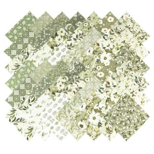 NovusFab 42 st gröna tygrutor med 25 cm vågiga kanter, färdigskurna, Fat Quarters för quilttillbehör och sömnad, quiltlagerkakor - lövgrön