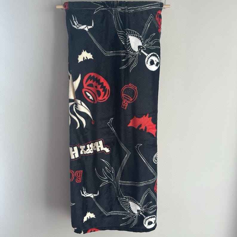 Nueva manta de Disney Pesadilla antes de Navidad para Halloween, negra y roja, Jack Zero 2025 imagen 3