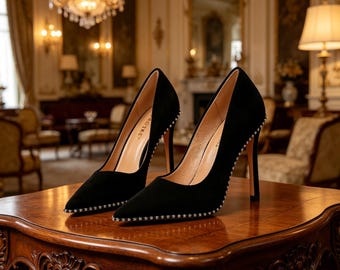 Semelles intérieures personnalisées, escarpins en daim noir avec finitions en cristal, escarpins à bout pointu, talons de cérémonie et de mariage pour femmes