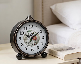 Vintage Alarm Clock, Retro Metal Desk Clock, Silent Bedside Clock