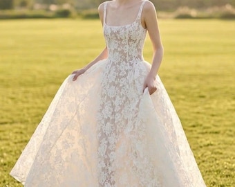 Square Neck Lace Wedding Dress Vintage Corset Bridal Gown Floral A Line Marriage Dress Cottagecore Bridal Dress Fairy Tale Gown Boho Bride