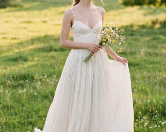 Pleated Taffeta Wedding Dress, Minimalist White Bridal Gown, Simple A Line Summer Dress, Rustic Garden Wedding, Classic Elegant Dress Gifts