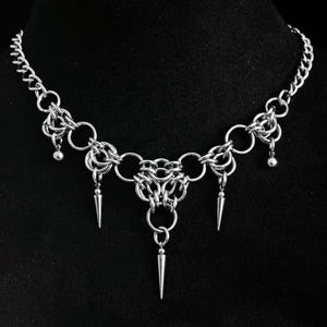 Gargantilha artesanal gótica tribal com argola em formato de O • Colar com corrente pesada em aço inoxidável • Peça marcante com estilo grunge industrial • Joias punk alternativas