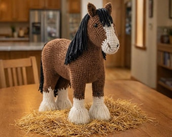 Clydesdale Pferd Amigurumi Häkelanleitung, stehen Plüschtier PDF