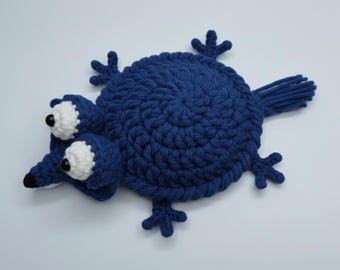 Blue Frog Crochet Coaster Pattern, Amigurumi Mug Rug, Drink Coaster (Digital Download)