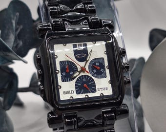 Oakley Minute Machine Chronograph White Dial Black Steel Bracelet