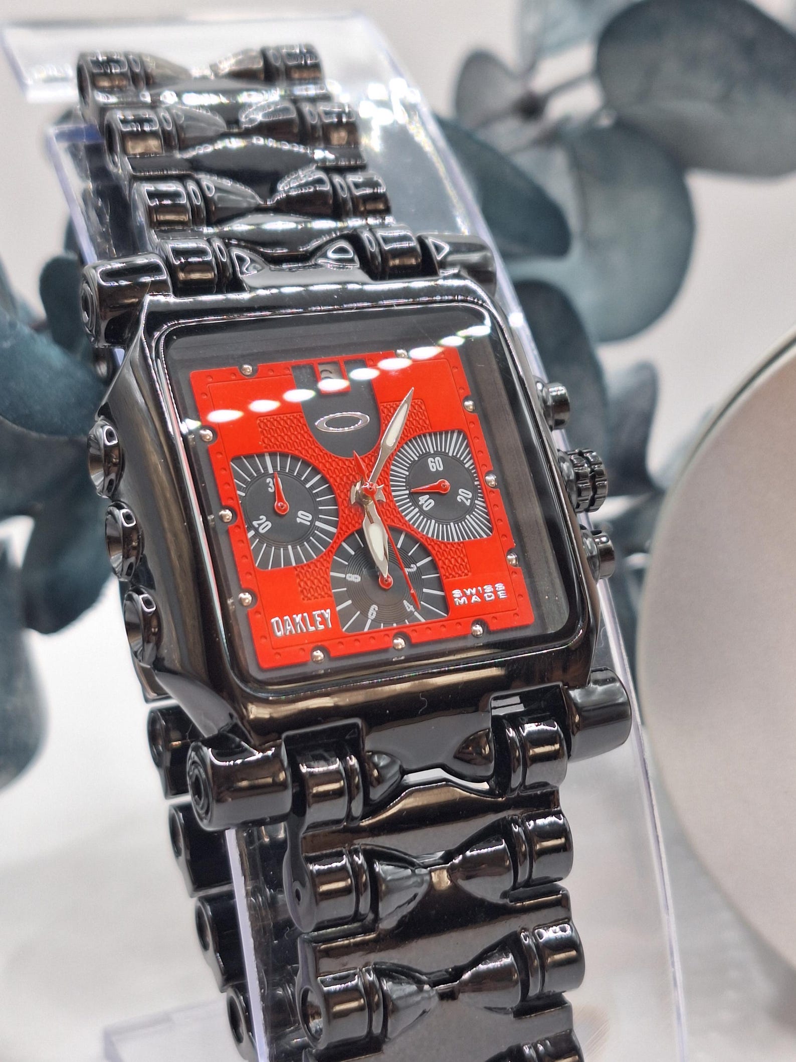 Oraley Machine Oakley Minute Machine Chronograph Red Dial Oakley Men's Watch Collector ...
