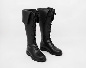 Botas Vikings Artesanais em Couro | Calçado Nórdico de Cano Alto com Cadarço