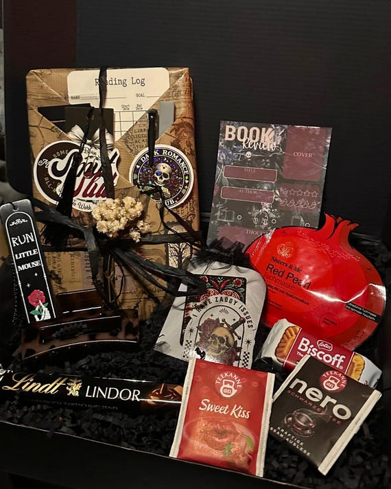 Dark Romance Book Box|German Book|Dark Romance Blind Date with a Book | Mystery Romance Book Gift | Booktok Dark Romance | Romance Book Gi