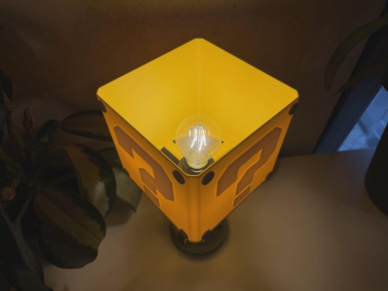 Super Mario Galaxy Question Block Lamp image 4
