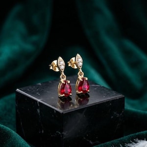 Rubin Tropfen Ohrringe, 925 Sterling Silber 14K Vergoldete Ohrringe, Simulierte Rubin & Diamant Ohrringe, Minimalistisches Geschenk für Sie