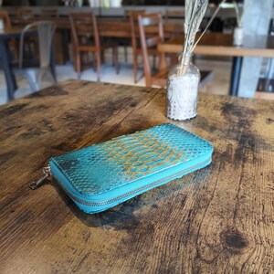 Veelkleurige pythonleren portemonnee met ritssluiting - stijlvolle en unieke damesportemonnee afbeelding 11