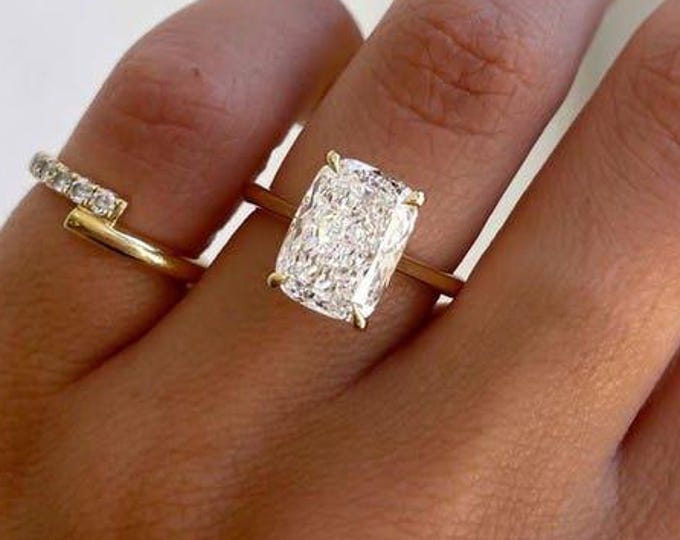 3 CT Crushed Ice Cut Cushion Engagement Ring Moissanite Diamond Solitaire Ring Elongated Anniversary Ring Claw Prong Ring Proposal Ring