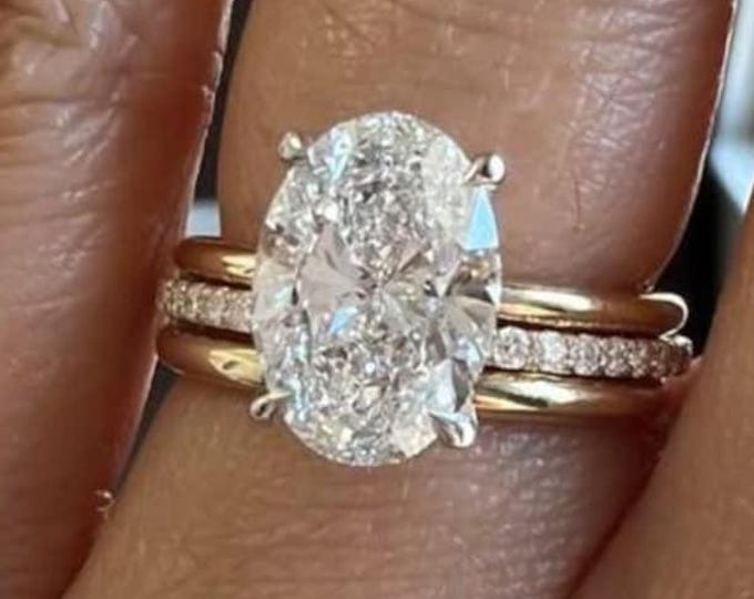 2.50 Carat Oval Moissanite Engagement Ring and Wedding Band Wedding Ring Set For Women in 14K Solid Gold, Available White Gold and Rose Gold