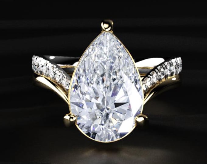 5.00CT Pear Cut Lab Grown Diamond Bridal Ring Set, Split Shank Pave Engagement Ring, 2PCS Wedding Ring Set, Two Tone Gold Anniversary Set