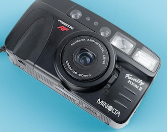 Cámara de película Minolta Freedom 35-60 mm, compacta y con zoom II, de 35 mm.