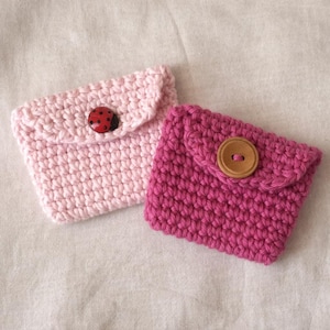Minimyntväska med knapp | Liten läderplånbok | Söt minimalistisk korthållare | Handgjord present till henne | Kompakt ficka