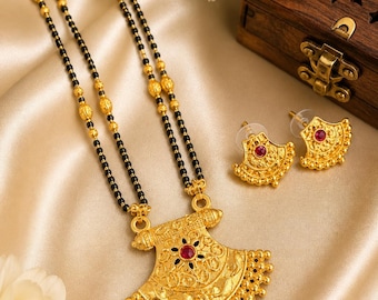 Mangalsutra in oro con orecchini, Mangalsutra tradizionale indiano, collana da sposa con perline nere, set di gioielli da tempio, regalo di nozze