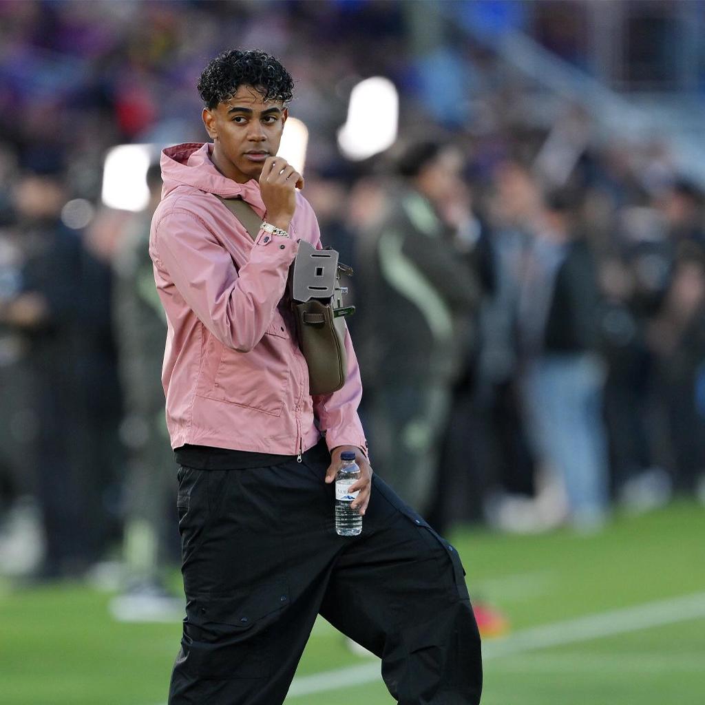 Camp Nou Stadium 2026 Lamine Yamal Pink Jacket - Etsy