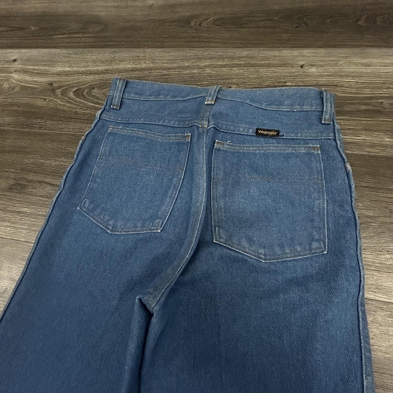 Vintage Wrangler-jeans uit de jaren 70 past 30 x 29 blauw denim met rechte pijpen gemaakt in de VS afbeelding 7