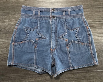 Vintage Nest-ce Pas denim shorts uit de jaren 70 voor dames, maat 30, blauw, hoge taille, met stervormige zakken. ZELDZAAM.