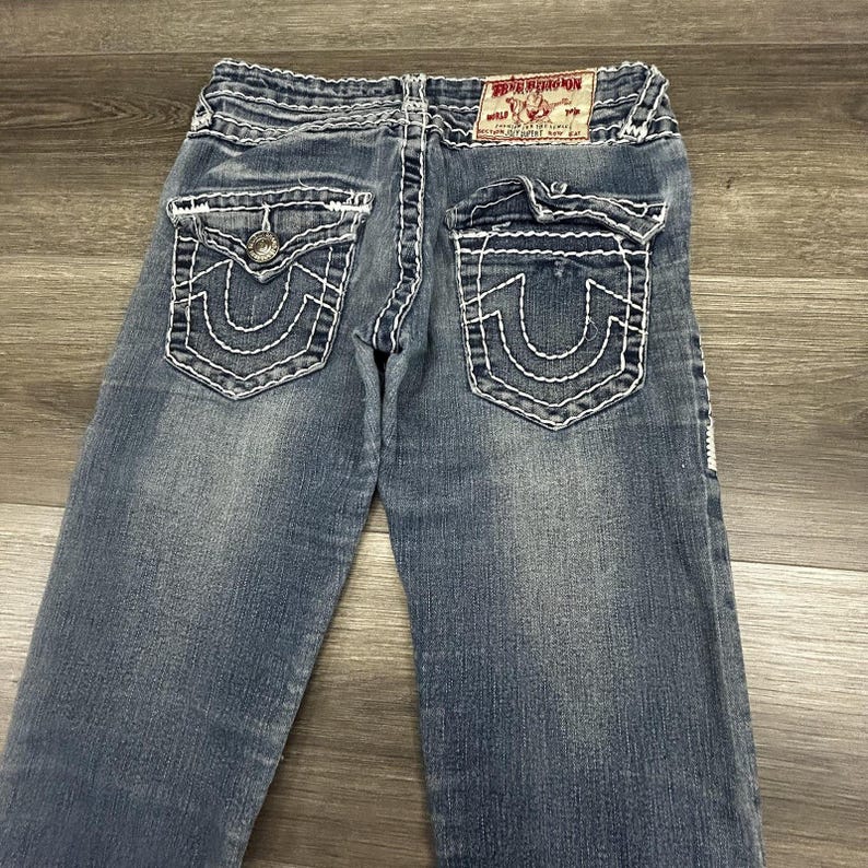 True Religion Jeans Womens 28x31 Joey Super T Low Rise Bootcut Straight Made USA image 5