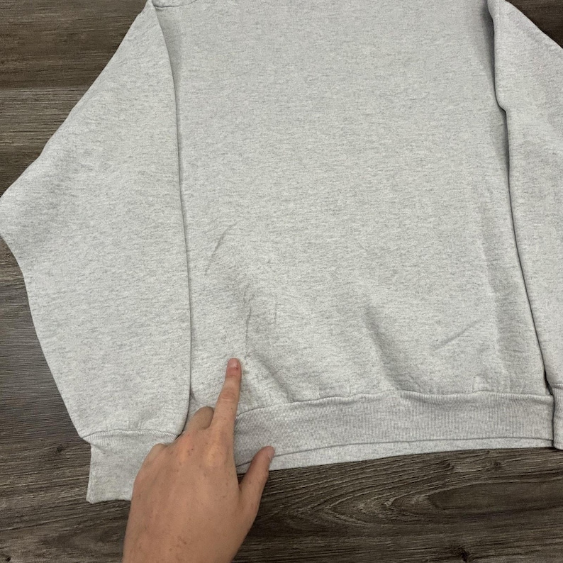 Vintage Disney Mickey Mouse Sweatshirt Mens Large Gray Graphic Fleece 90s USA image 10
