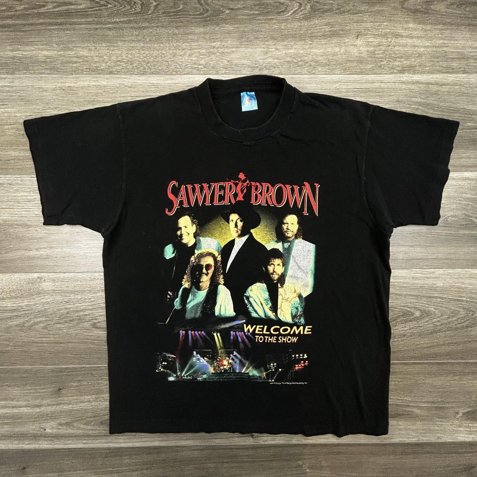 Sawyer brown t shirt - Etsy 日本