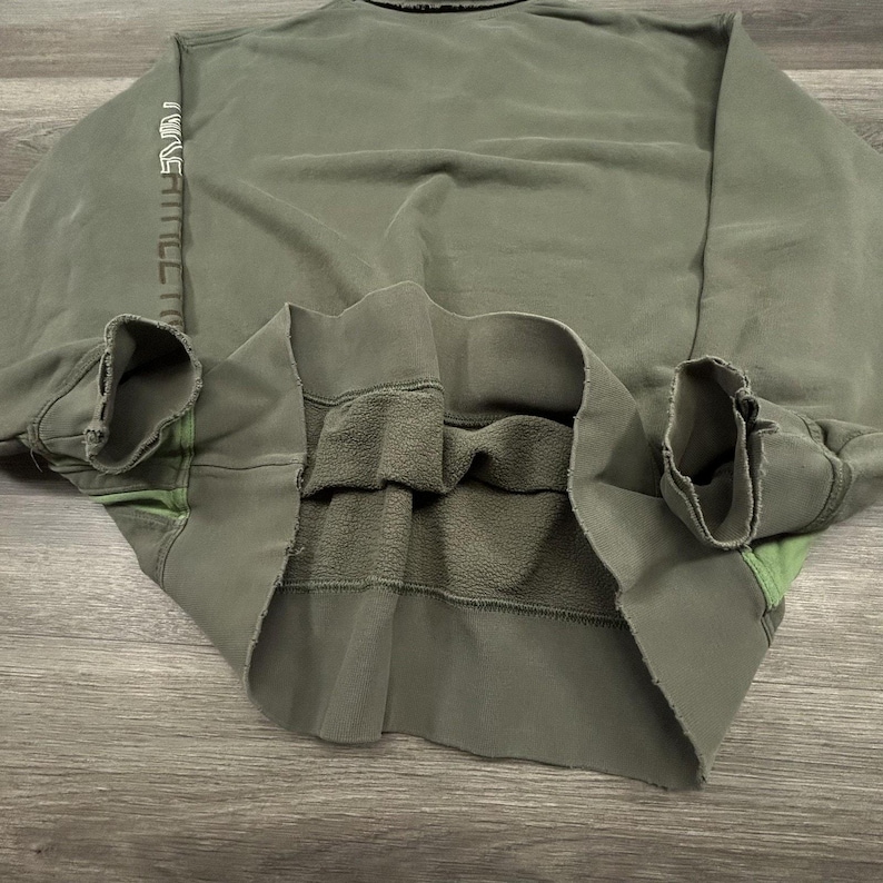 Vintage Nike Sweatshirt Mens 2XL Green 1/4 Zip Pullover Distressed Mock Neck Y2K image 9