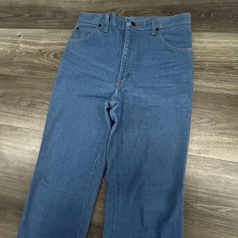 Vintage Wrangler-jeans uit de jaren 70 past 30 x 29 blauw denim met rechte pijpen gemaakt in de VS afbeelding 4