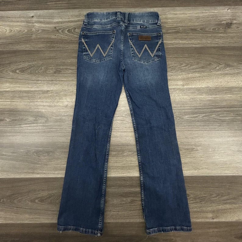 Wrangler Bootcut Jeans Damen 3 Blau Mittlere Waschung Low Rise Denim Taschen Y2K Bild 1