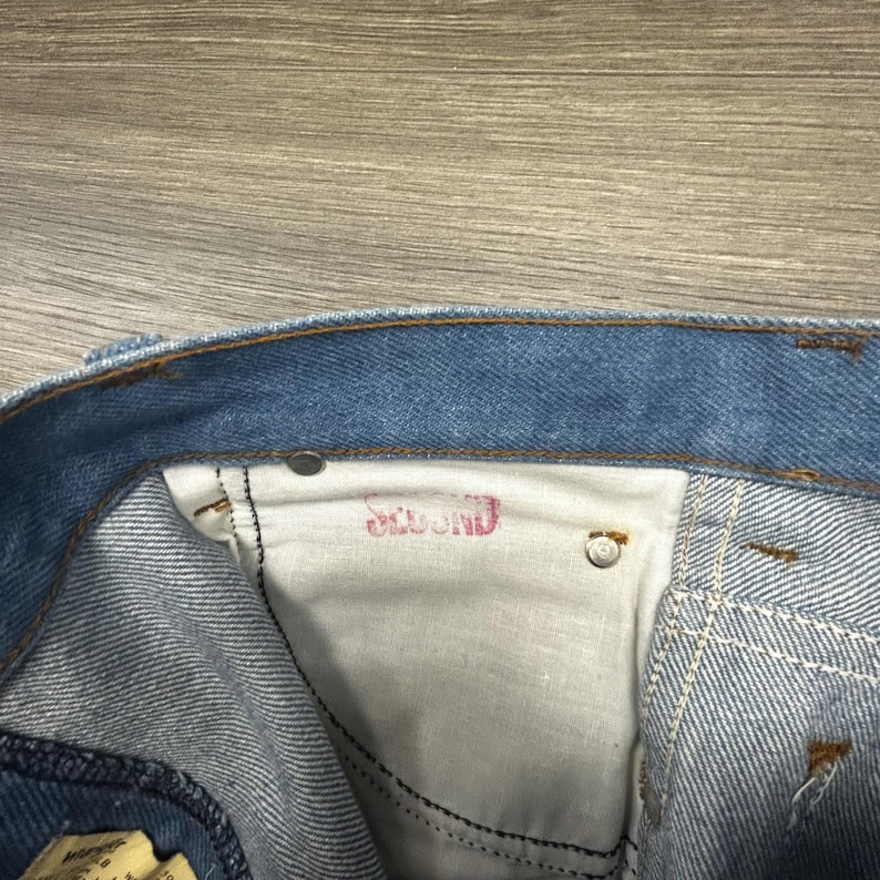 Vintage Wrangler-jeans uit de jaren 70 past 30 x 29 blauw denim met rechte pijpen gemaakt in de VS afbeelding 8