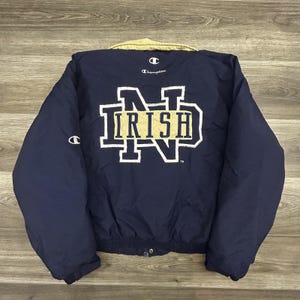 Chaqueta vintage Notre Dame Fighting Irish para hombre, talla grande, azul, Champion Football años 90
