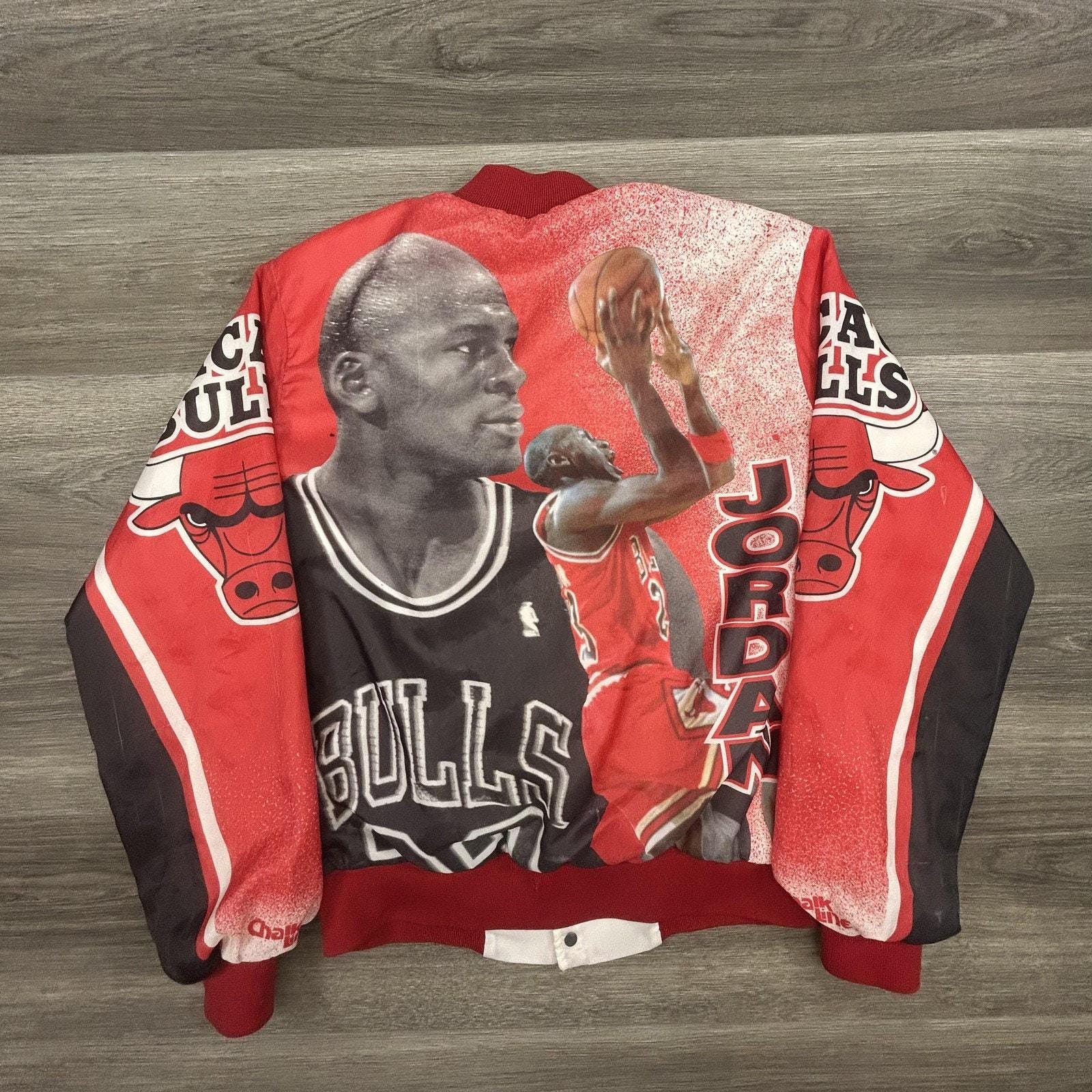 Vintage Chicago Bulls Jacket Mens Medium Michael Jordan Chalk Line