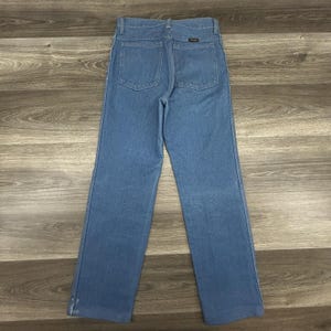 Vintage Wrangler-jeans uit de jaren 70 past 30 x 29 blauw denim met rechte pijpen gemaakt in de VS afbeelding 2
