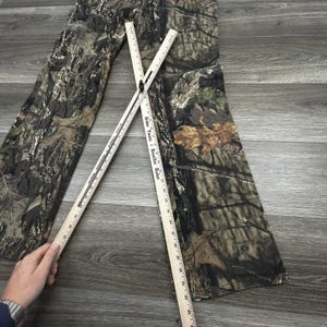 Pantalones de camuflaje vintage Mossy Oak para hombre, talla 36x32, color marrón, holgados, estilo skater Realtree, pierna ancha, estilo Y2K imagen 7