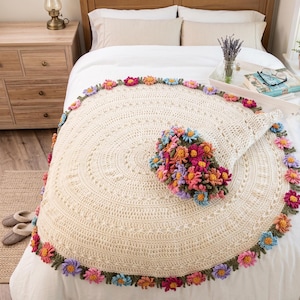 Crochet Flower Bouquet Blanket, Plush Bouquet Charm, Knitted Bouquet Lapghan, Crochet Flower Pattern, Home Decor Forever Flowers Gift