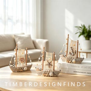 Distressed Wooden Sailboat Model Ornament, Pine Vintage Net‑Rigged Ship Figurine with Shell Accents for Home Decor Craft Gift