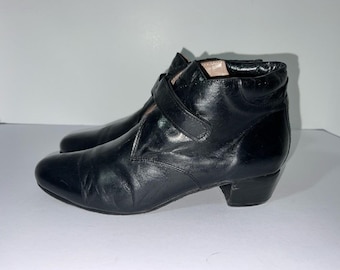 Ash Women's Vintage Black Side Zipper Leather Sole Suede Ankle Booties