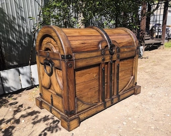 Solid Oak Wooden Chest – Large Storage Trunk with Metal Hardware