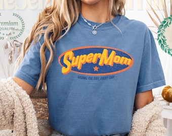 Retro SuperMom Graphic, Vintage Superhero Motherhood Tee, 70s Oval Comic Style Apparel