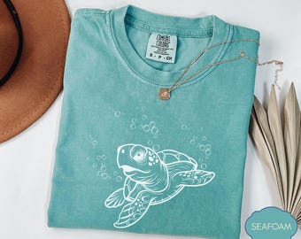 Sea Turtle Graphic, Minimalist Ocean Marine Life Nature, Coastal Beach Vibe Shirt